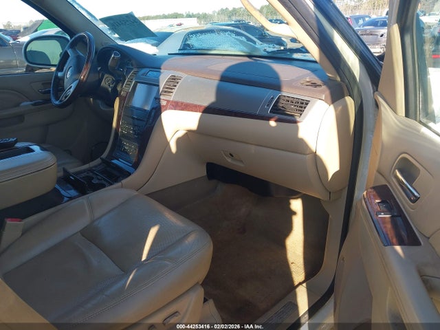 2014 CADILLAC ESCALADE ESV 1GYS4JEF2ER193944 Photo 4