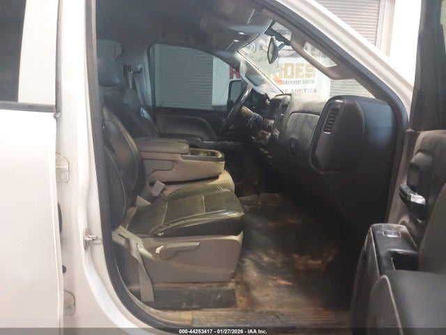 2015 Gmc Sierra K2500 Heavy Duty მანქანა იყიდება აუქციონზე, vin: 1GT12XEG4FF591923, აუქციონის ნომერი: 44253417