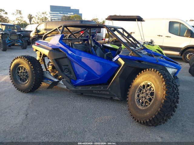 44253429 :رقم المزاد ، 3NSRGK2K5NG386896 vin ، 2022 Polaris Rzr Pro R Premium مزاد بيع