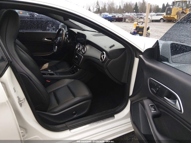 Mercedes-Benz CLA 250 2014 WDDSJ4EB7EN139128 Image 17