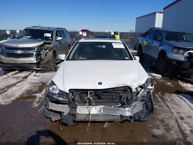 44253449 :رقم المزاد ، WDDGF4HB2DR256867 vin ، 2013 Mercedes-benz C 250 Sport مزاد بيع