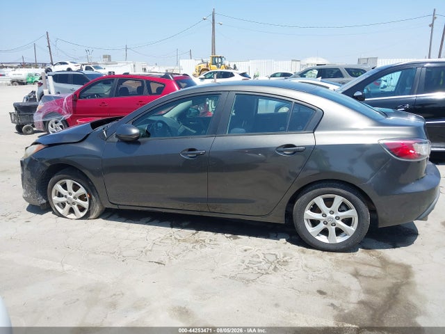 44253471 :رقم المزاد ، JM1BL1SG1A1133295 vin ، 2010 Mazda Mazda3 مزاد بيع
