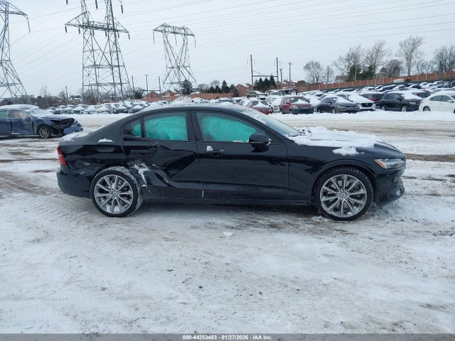 Volvo S60 T6 Momentum 2021 7JRA22TK3MG080741 Image 14