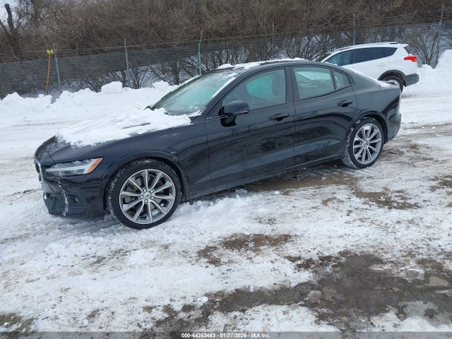 2021 VOLVO S60 7JRA22TK3MG080741 Photo 1