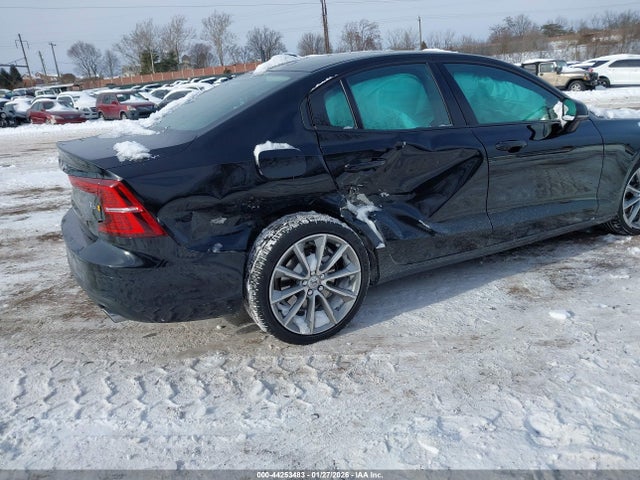 2021 VOLVO S60 7JRA22TK3MG080741 Photo 5