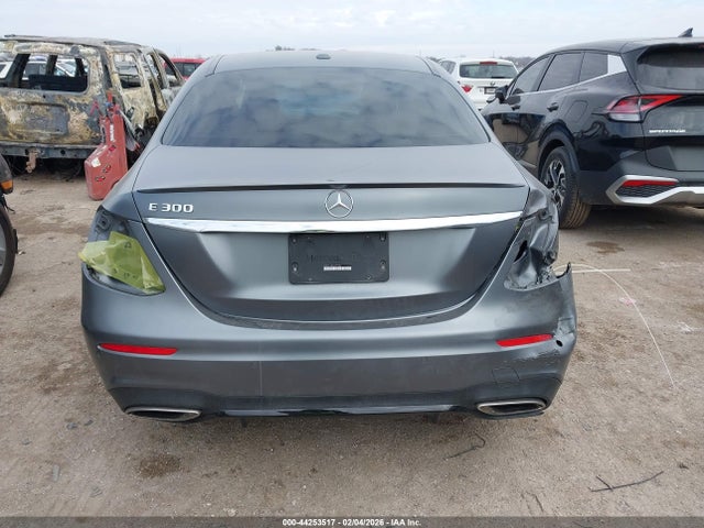 Aukcja sprzedaży 2018 Mercedes-benz E 300, vin: WDDZF4JB3JA377954, numer aukcji: 44253517
