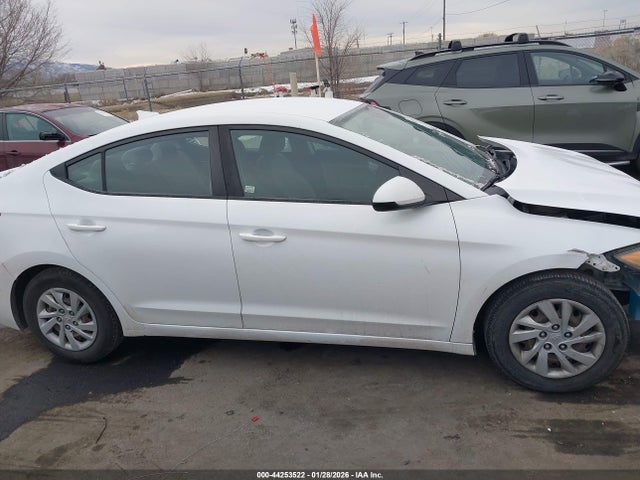 Hyundai ELANTRA SE 2017 5NPD74LFXHH137367 Image 14