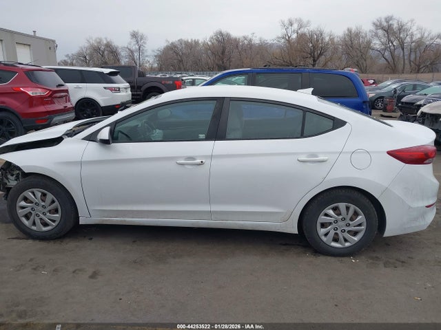 Hyundai ELANTRA SE 2017 5NPD74LFXHH137367 Image 15