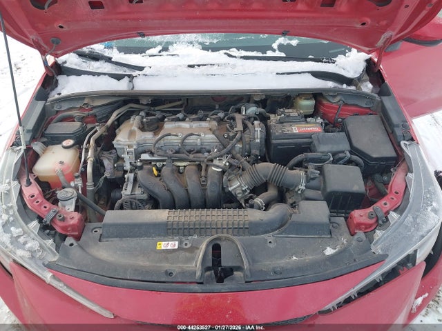 JTDEPRAE3LJ045593 Toyota COROLLA LE