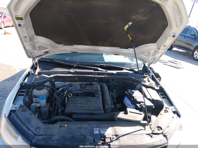 3VW2B7AJ2HM349265 Volkswagen Jetta 1.4t S