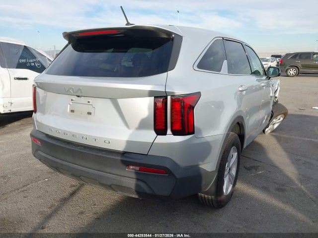 5XYRG4LC0NG093734 KIA SORENTO LX