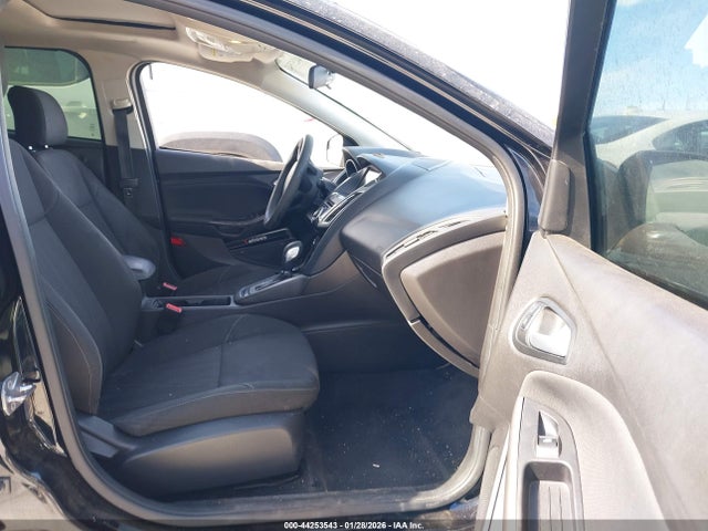 2017 FORD FOCUS 1FADP3M20HL290637 Photo 4