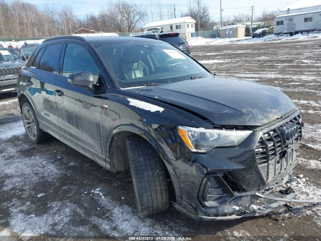 2022 AUDI Q3 WA1DECF30N1044257 Photo 0