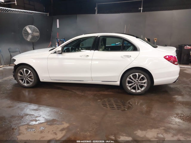 Aukcja sprzedaży 2018 Mercedes-benz C 300 4matic, vin: WDDWF4KBXJR350429, numer aukcji: 44253643