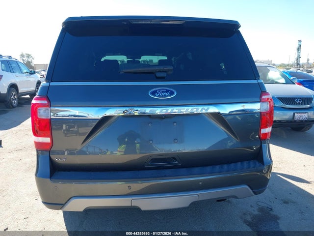 1FMJU1HTXLEA18960 Ford Expedition Xlt