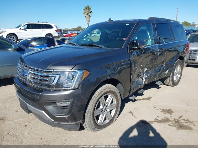 1FMJU1HTXLEA18960 Ford Expedition Xlt
