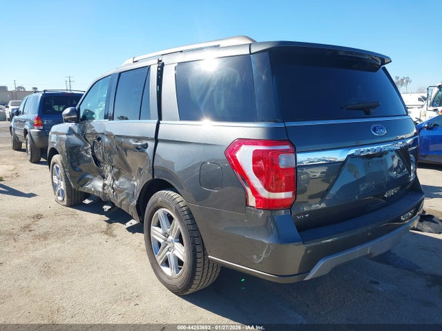 1FMJU1HTXLEA18960 Ford Expedition Xlt