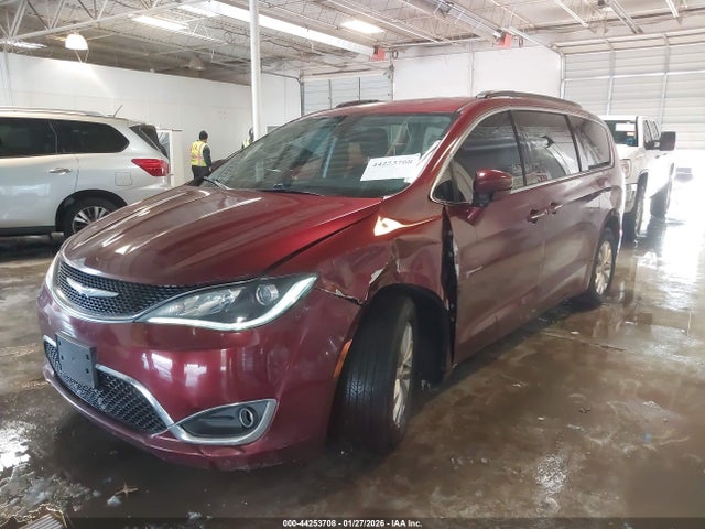 2019 CHRYSLER PACIFICA 2C4RC1FG3KR589322 Photo 1