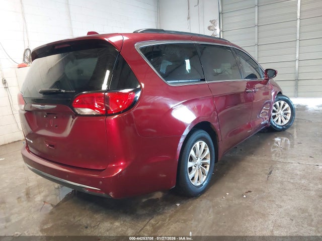 2019 CHRYSLER PACIFICA 2C4RC1FG3KR589322 Photo 3