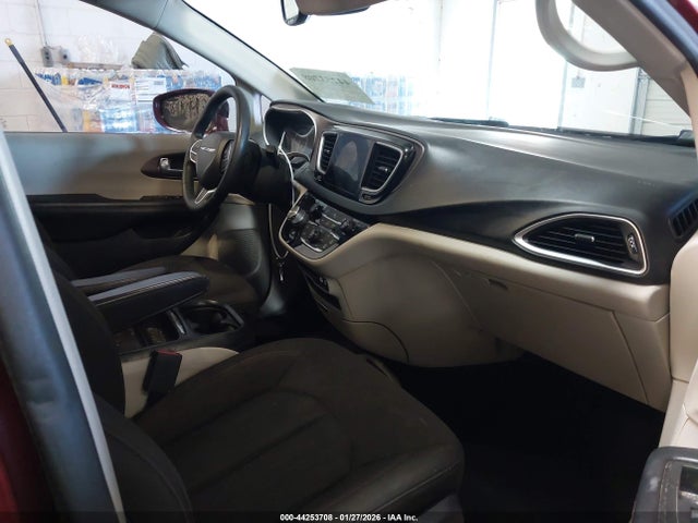 2019 CHRYSLER PACIFICA 2C4RC1FG3KR589322 Photo 4