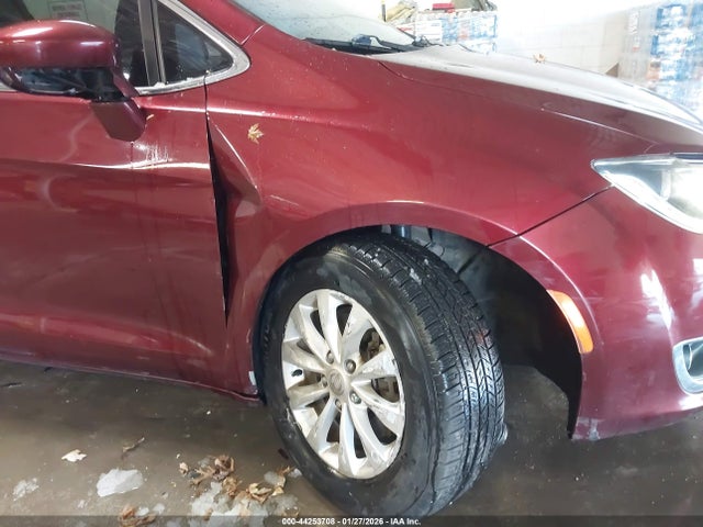 2019 CHRYSLER PACIFICA 2C4RC1FG3KR589322 Photo 5