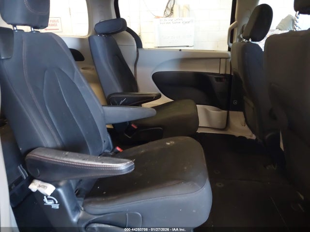 2019 CHRYSLER PACIFICA 2C4RC1FG3KR589322 Photo 7