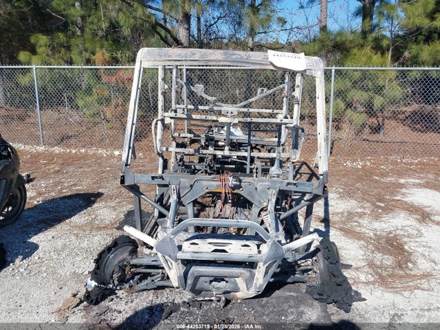3JBUCAX40RK003464 Can-Am Defender Max Xt Hd10