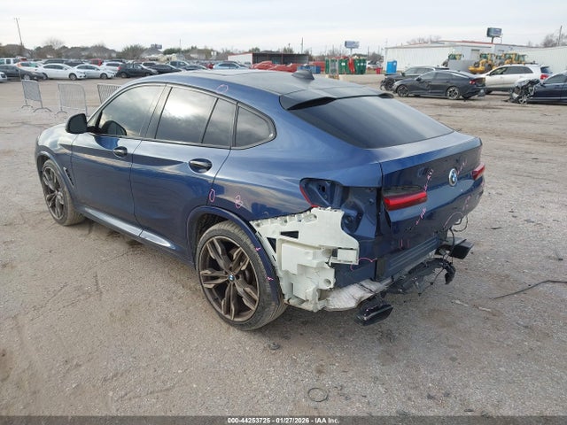 2019 BMW X4 5UXUJ5C51KLJ64229 Photo 2