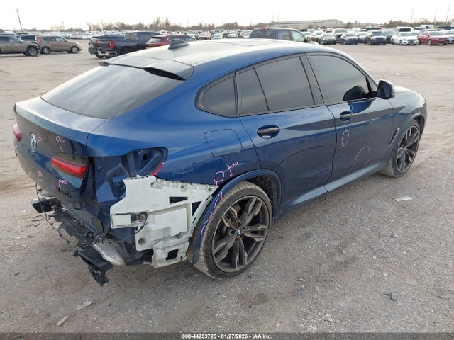 2019 BMW X4 5UXUJ5C51KLJ64229 Photo 3