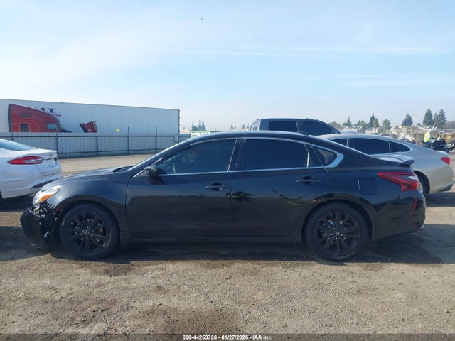 1N4AL3AP5JC221690 Nissan Altima 2.5 Sr