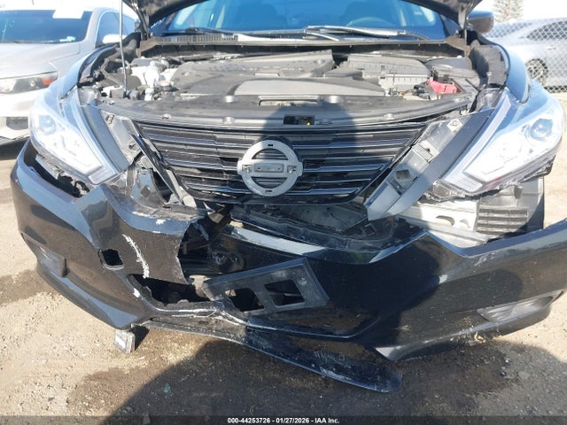 1N4AL3AP5JC221690 Nissan Altima 2.5 Sr