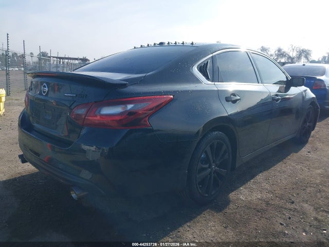 1N4AL3AP5JC221690 Nissan Altima 2.5 Sr