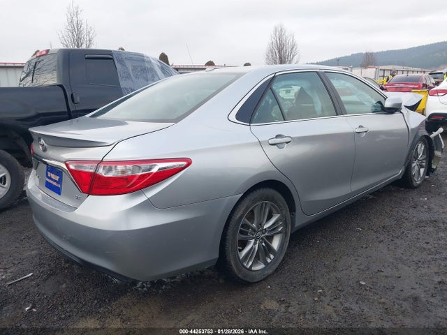 4T1BF1FK1HU268898 Toyota CAMRY SE
