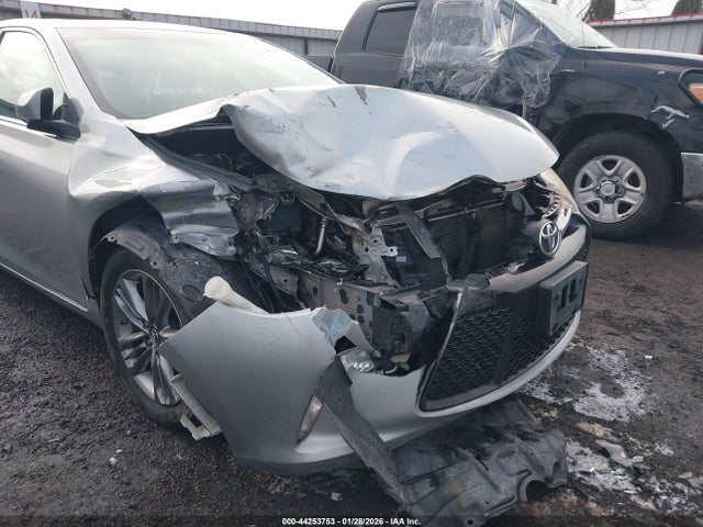 4T1BF1FK1HU268898 Toyota CAMRY SE
