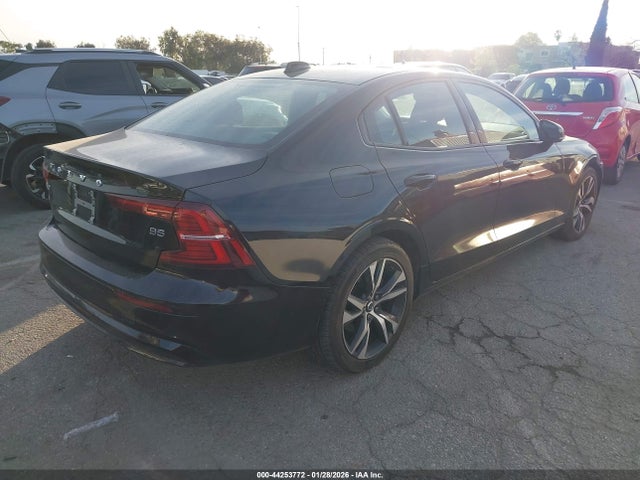 2024 VOLVO S60 7JRL12FK5RG326686 Photo 3