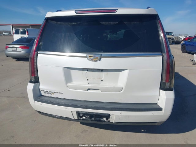 1GYS3BKJ2GR351431 Cadillac Escalade Luxury Collection