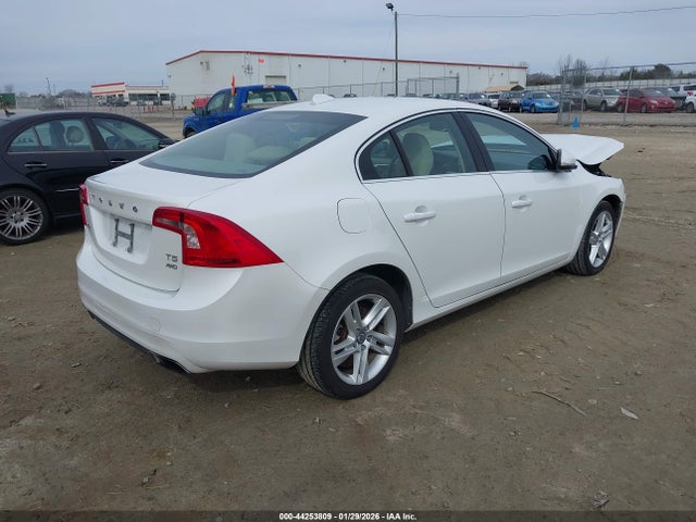 2015 VOLVO S60 YV1612TB5F1309685 Photo 3
