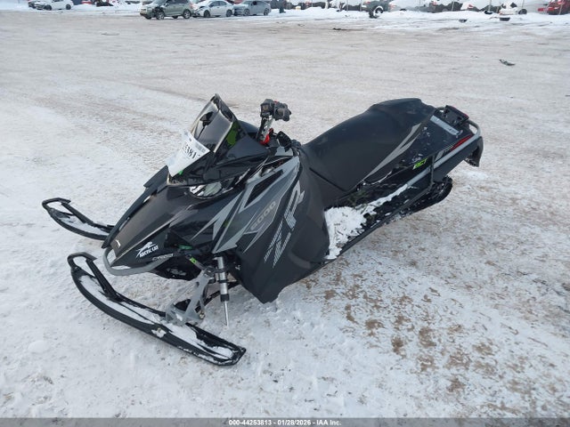 4UF19SNW0KT106025 Arctic Cat Zr6000