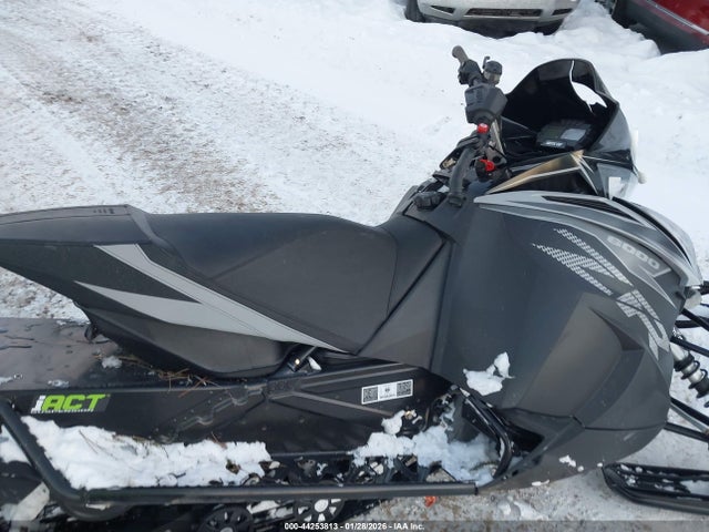 4UF19SNW0KT106025 Arctic Cat Zr6000