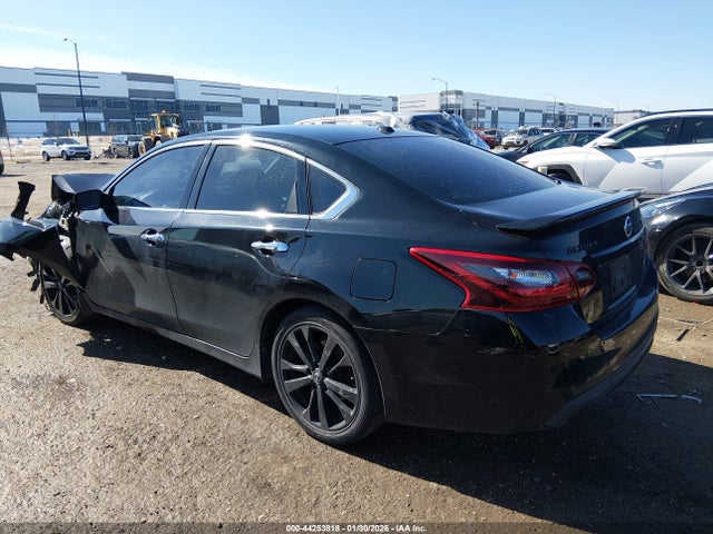 2018 NISSAN ALTIMA 1N4AL3AP3JC263761 Photo 2