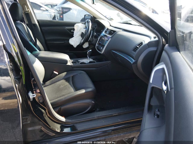 2018 NISSAN ALTIMA 1N4AL3AP3JC263761 Photo 4