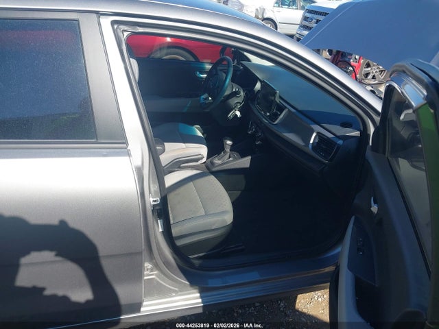 3KPA24AD9NE447934 KIA RIO S