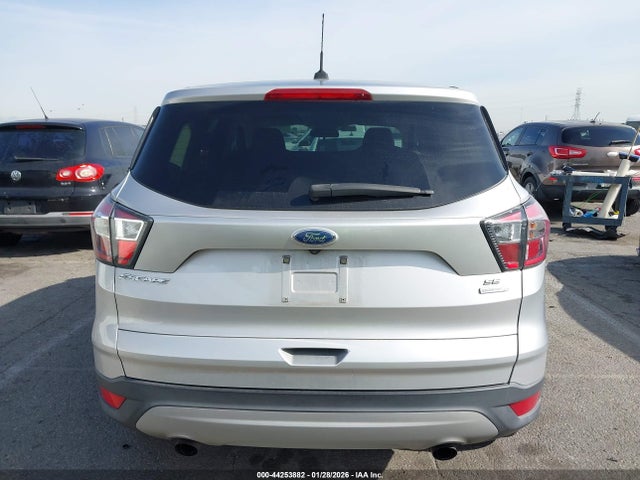 1FMCU0GD3HUA83966 Ford ESCAPE SE