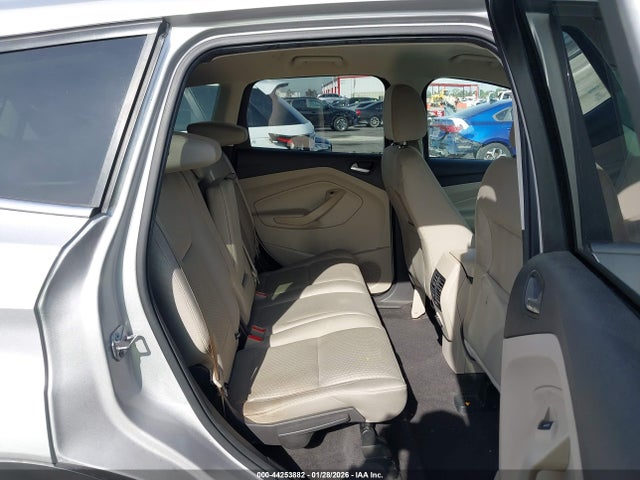 1FMCU0GD3HUA83966 Ford ESCAPE SE