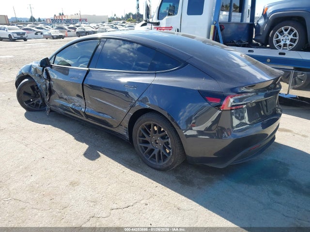 2024 TESLA MODEL 3 5YJ3E1EA1RF866052 Photo 2