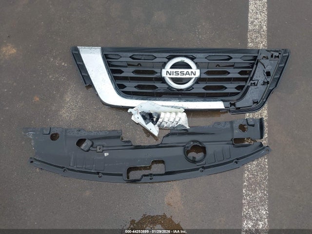 5N1DR2MM7JC631243 Nissan Pathfinder Sv