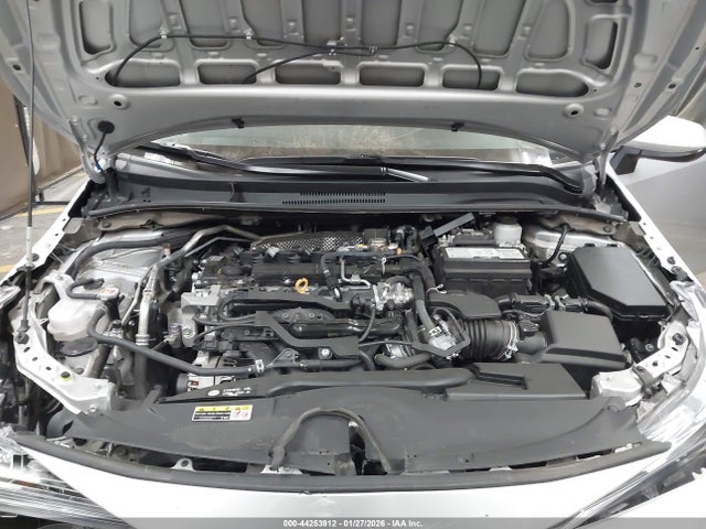 5YFB4MDE5RP227133 Toyota COROLLA LE