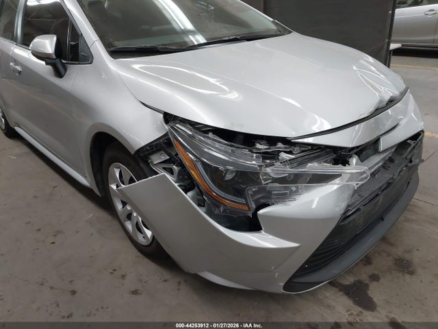 5YFB4MDE5RP227133 Toyota COROLLA LE
