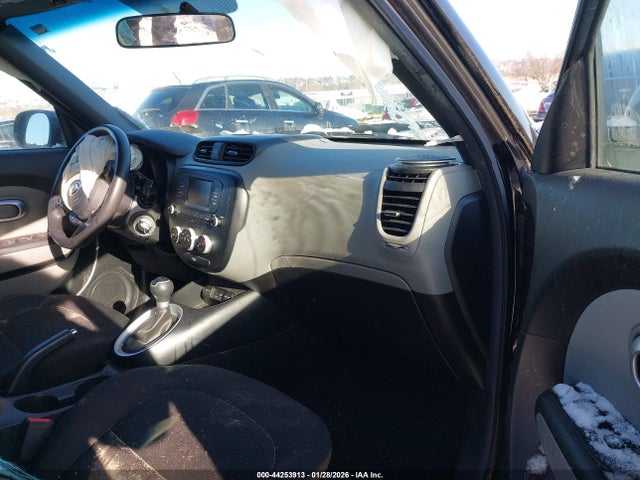KNDJN2A21J7903820 KIA Soul