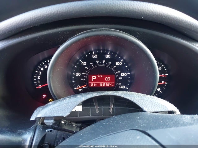 KNDJN2A21J7903820 KIA Soul